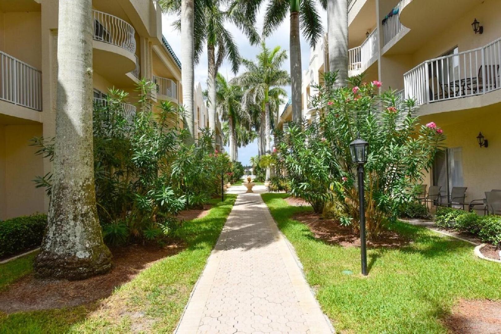 Palm Bay Club Apartment Siesta Key Exterior photo