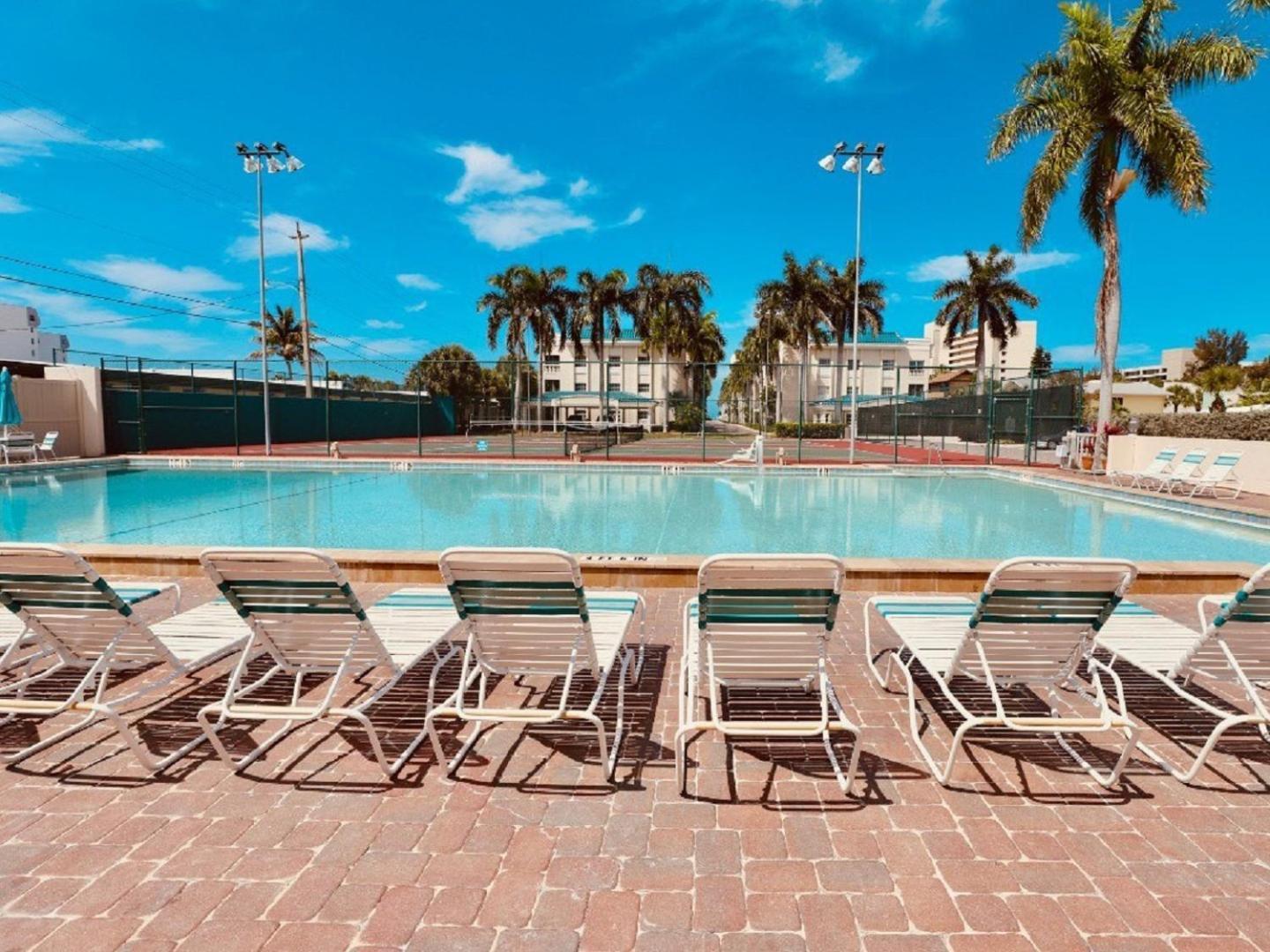 Palm Bay Club Apartment Siesta Key Exterior photo