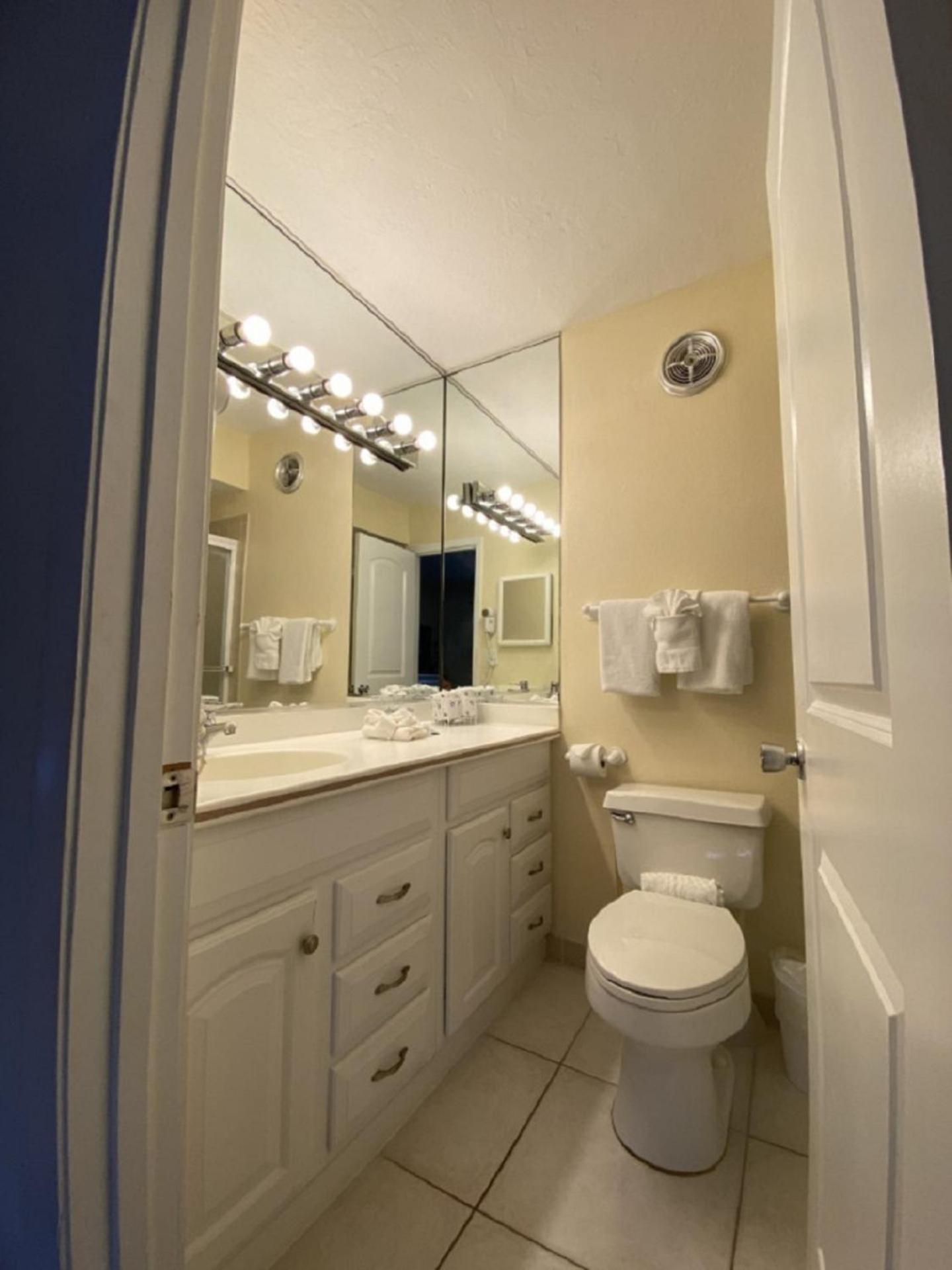 Palm Bay Club Apartment Siesta Key Exterior photo